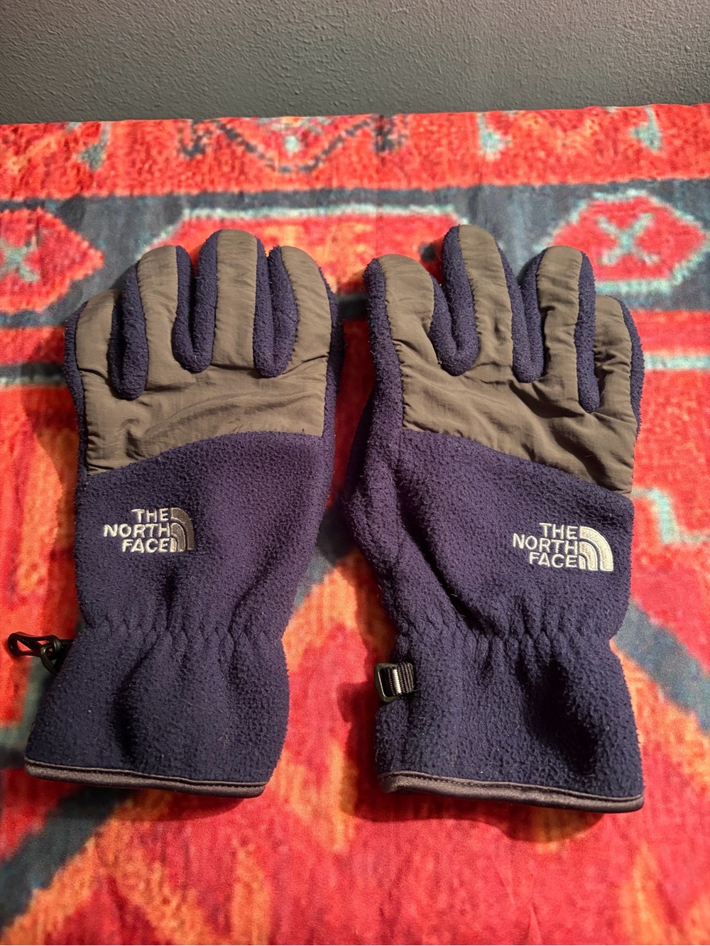 The North Face Men’s Denali Navy Fleece Gloves Size Medium